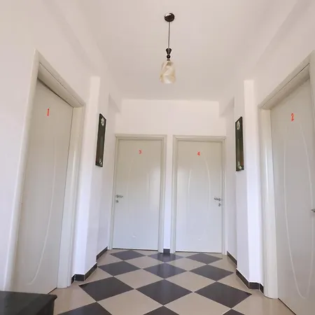 Turka House ゲストハウス Piskupat