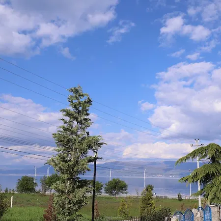 Turka House 3* Piskupat