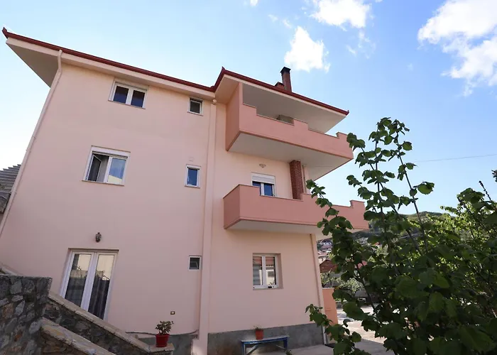 Turka House 3* Piskupat